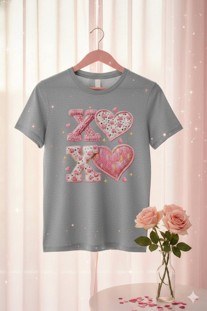 X🩷X🩷 - T Shirt